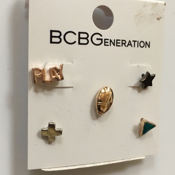 BCBGeneration single earring stud assorted set NEW play triangle football star - Picture 1 of 4